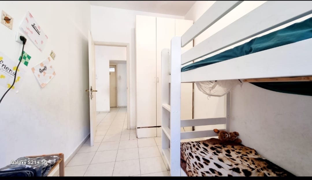 דירת 3.5 חדרים גדולה במרכז פתח תקווה — תמונה 3