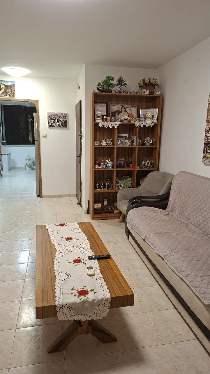 דירת 4 חדרים מרווחת — תמונה 2