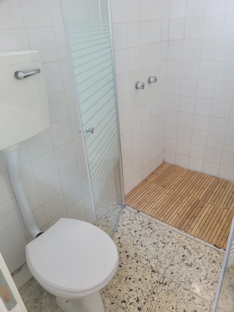 דירת 5 חדרים ענקית + מרפסת 70 מר — תמונה 5